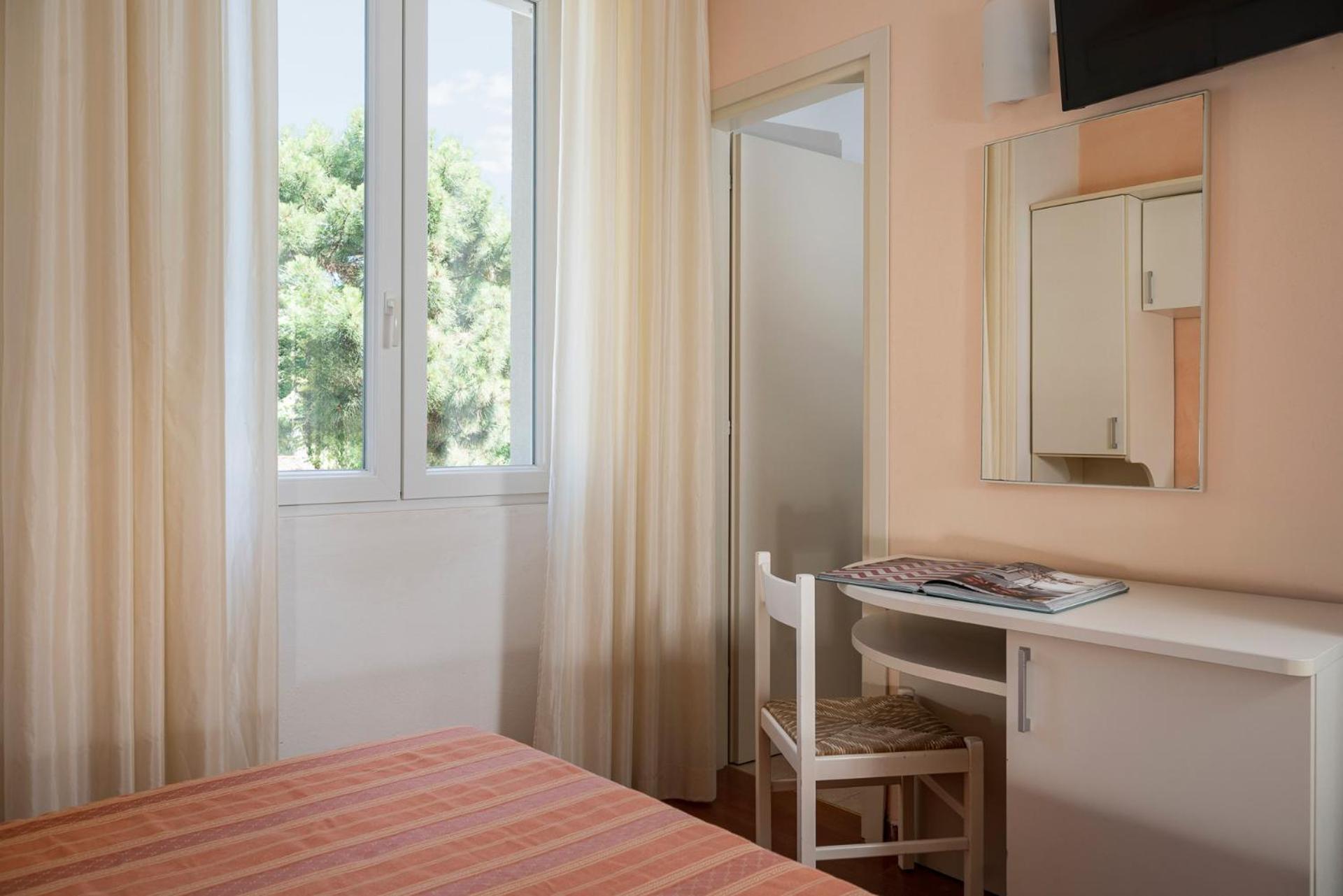 Hotel Plaza Milano Marittima Kültér fotó