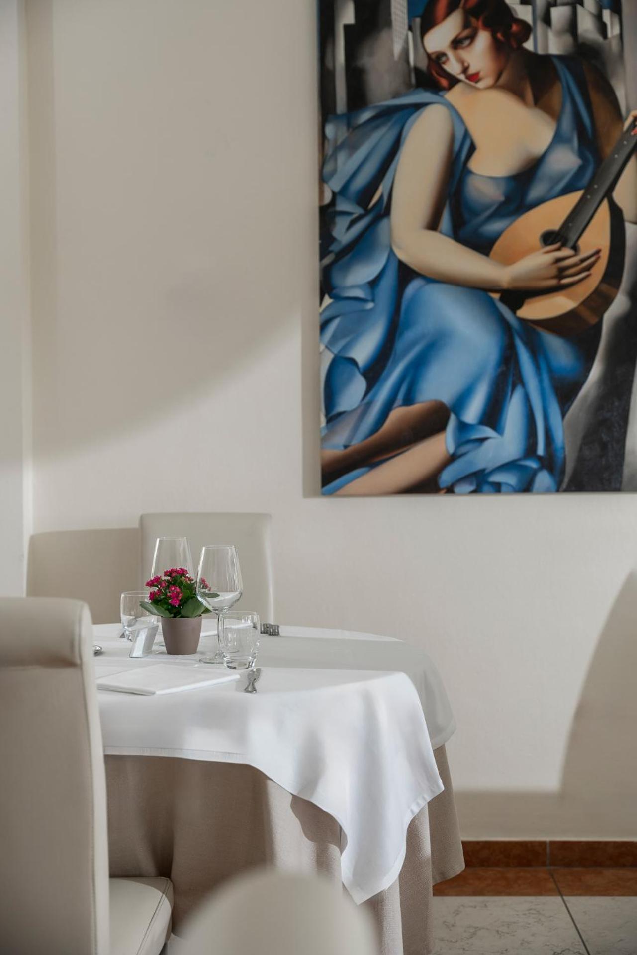 Hotel Plaza Milano Marittima Kültér fotó